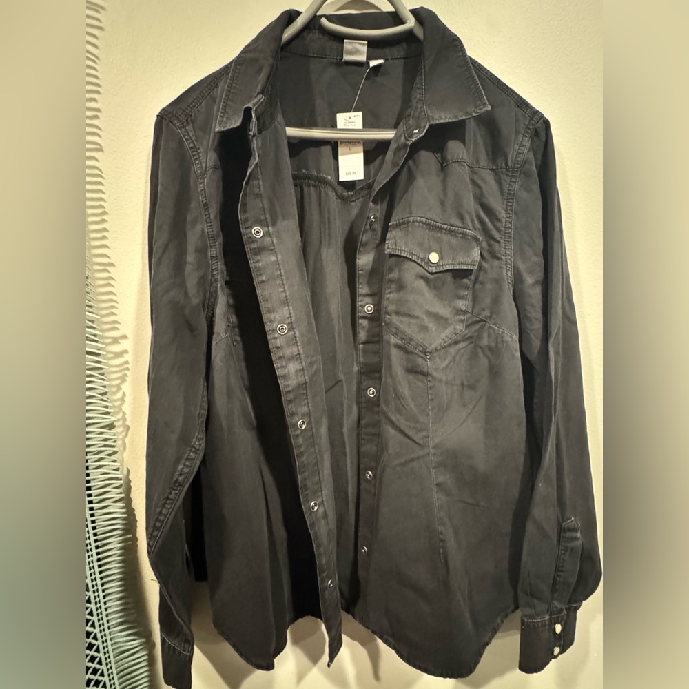 NWT GAP Women’s Black Denim Shirt Size Large